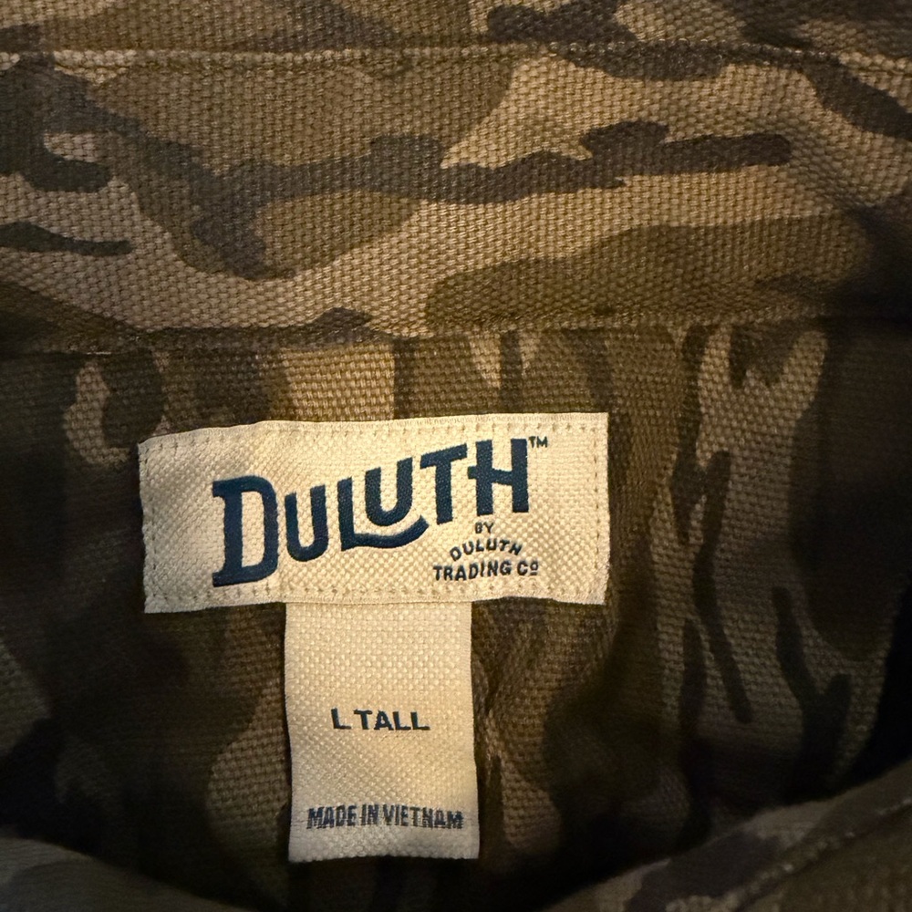Duluth Trading Co Heavy Duty camo shacket - Picture 5 of 5